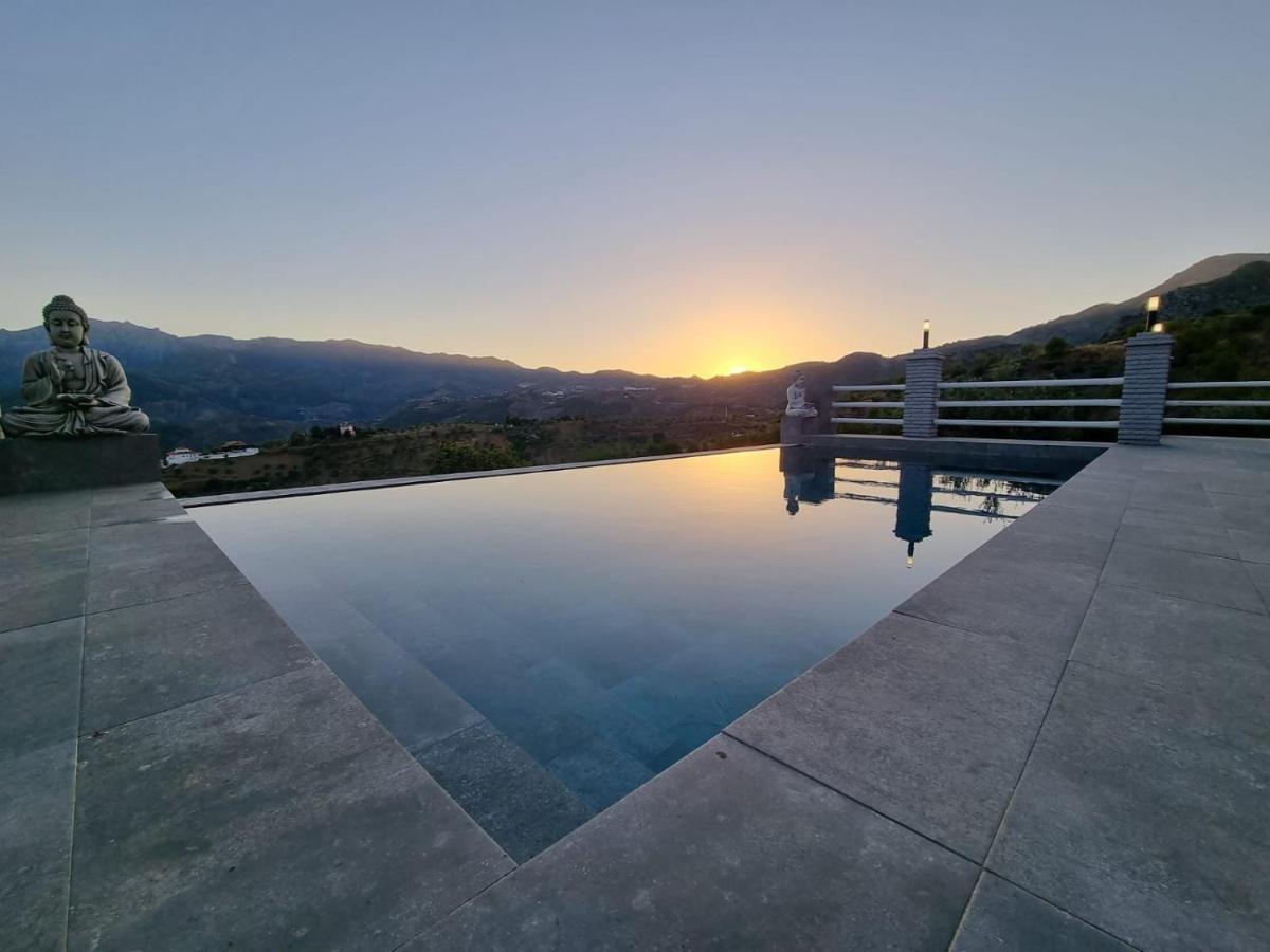 Hotel Casa Eden - Mountain View, Infinity Pool Alozaina Esterno foto